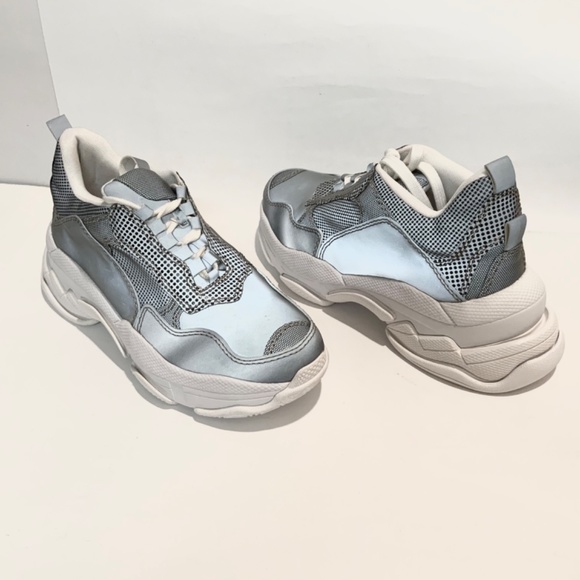 Jeffrey Campbell Grey Reflective Fabric Lace Up Womens Fashion Lo-Fi Sneaker 8.5 - Picture 15 of 16